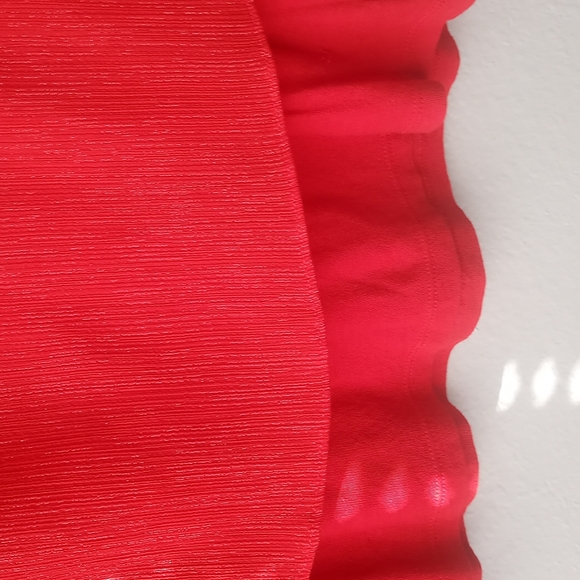 Express short sleeve Top w/overlay - Picture 3 of 8